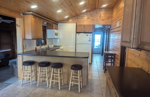 Dover Beaches North House | Ocean Beach Shores Family/Pet Friendly Shore Vacation
