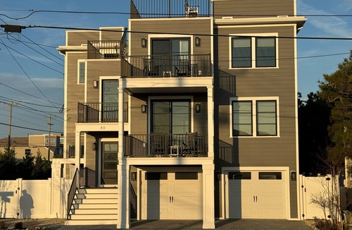 Surf City House | OCEAN BLOCK - BRAND NEW HOME W HEATED POOL AND ELEVATOR