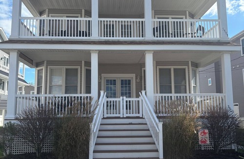 South End Condo | Ocean City, NJ. Cozy Second Floor Condo at 35th Street. Family-owned and managed