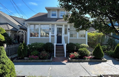 Ocean Grove House | Ocean Grove newly renovated beach house!