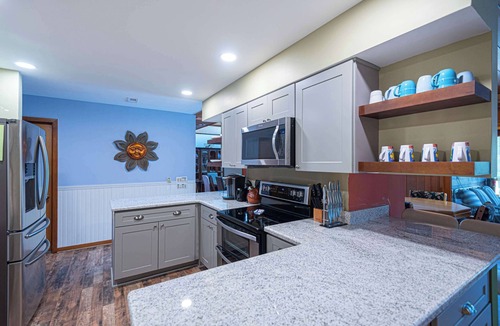 Ocean Pines House | Ocean Pines 6BR Canal Front Home