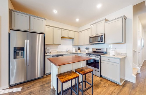 Ocean View House | Ocean View Beach Club townhome with WiFi, private patio, shared pool, & sauna
