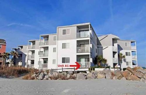 North Myrtle Beach House | Ocean View Villas- First Floor Ocean Front Condo