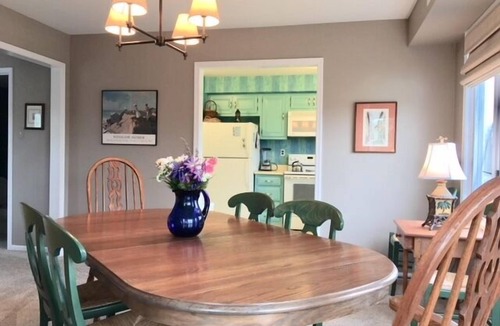 Admiral Estates House | Ocean Views. There is a special feel to this beautiful townhome.