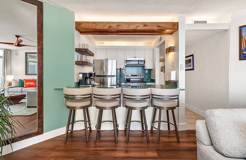 Little Salisbury Condo | Oceanfront 1 Bdrm-Sleeps 6-Linens-Pool-FastWifi