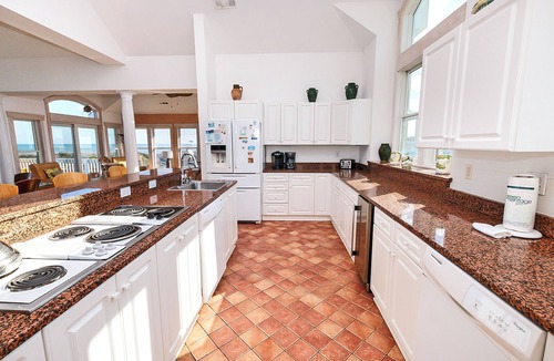 Pine Island House | OCEANFRONT, Ocean Views, Pool, Hot Tub, PI202, Turtle Key