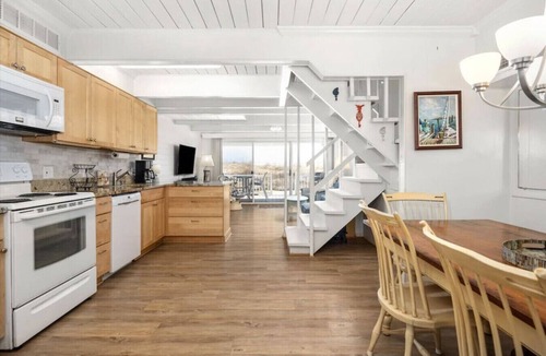 Midtown Ocean City House | Oceanfront Townhome with Pool ~ Ocean Colony 29