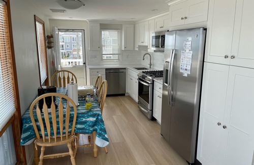 North Beach Haven House | Oceanfront! Upstairs!