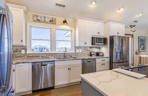 Whalehead Beach House | Oceanfront w Elevator, 6 Bedrooms & Private Walkway, Custom Pool, VIEWS