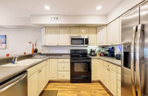 Dewey Beach Condo | Oceans Reach pet friendly spacious condo with free WIFI