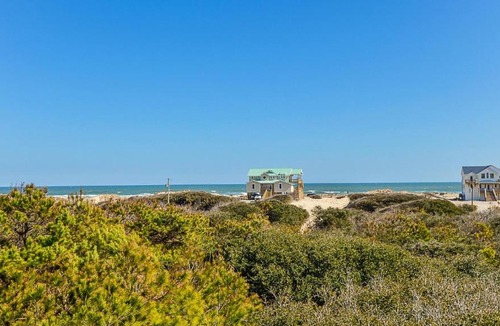 Carova Beach House | Oceanside, 5 BRs, Wild Horses, 600 ft to Beach Access, 4wheel Drive Area, 4x2398, The T House
