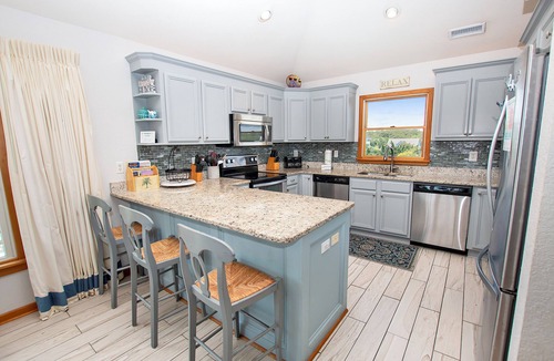 Ocean Hill House | Oceanside, 7 BRs, Priv Pool, H Tub, Community Amenities, VOH3, Safe Harbor
