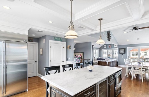 North Beach Haven House | Oceanside fully remodeled home with new furniture. Only 4 houses to the beach!