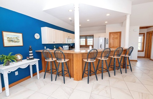Buck Island House | Oceanside, Hot Tub, Close to Shopping, BU14, Green Grass and High Tides