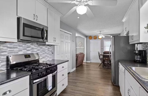 Harkers Island House | Oceanview - 3bed/2bath - Fantastic location on Harkers Island + brand new decks!