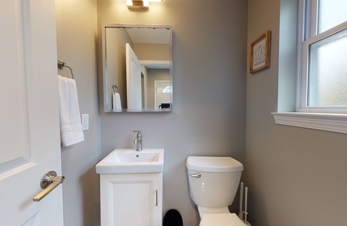 Morton Meadows House | Oh! The Places You'll Go! Midtown Pet-Friendly 3-Bed Near Med-Center