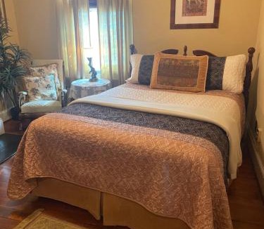 Olde Town Augusta Hotel | Olde Town Inn