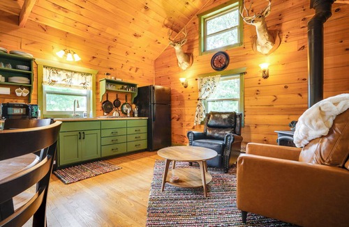 Pierce County Apartment | On 30 Acres w/Trails & Garden: Stockholm Cabin!