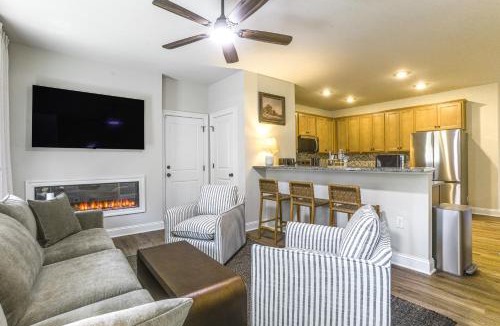 Livingston House | On 4+ Acres! Modern Home w/Lake Access in Orange