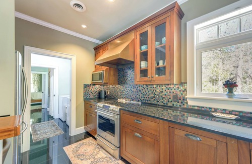 Craven County House | On-Site Creek! Peaceful Wooded Retreat in Havelock