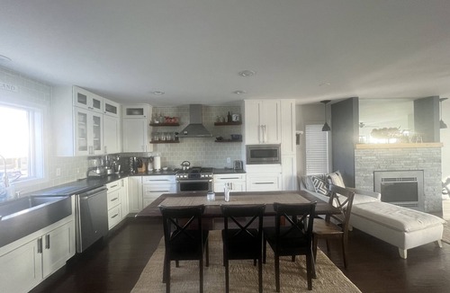 Manahawkin House | On the Bay! Pets OK. Beautiful sunsets from decks. Dock, Kayaks, Chef's kitchen