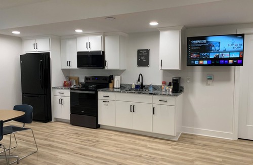Edwardsville Apartment | One Bedroom Relaxing Woodland Getaway with Putting Green and Walking Trails