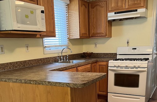 New Monmouth House | One block to sandy beach, close to marina, bike paths, and water park