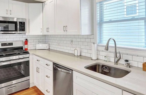 Point Pleasant Beach House | One block to beach, off st parking, 3fls