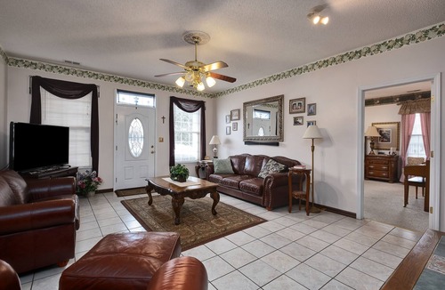 Hanceville House | One Mile from the Shrine of the Most Blessed Sacrament
