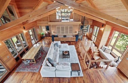 Oakpark House | One Of A Kind Home in VA Wine Country on 50 acres