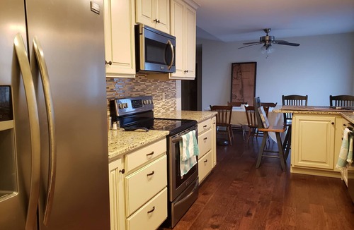 Ocean View House | Open-spaced Beach House - 3 Bed, 2 Bath