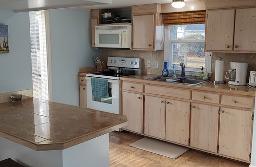 Oriental Cottage | Oriental Waterfront Cottage on Broad Creek!