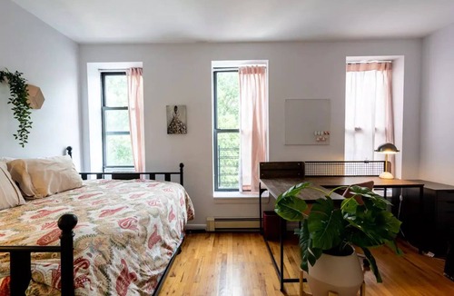 Clinton Hill House | Our Brooklyn House - Luxury 4 bedroom w/ Backyard