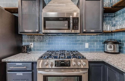Tulsa House | Our family would love to share our house with you!