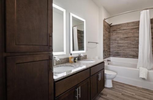 Farragut Apartment | Overlook 1214 I Beautiful 1Bd1Bth Apt I Gym