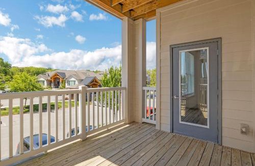 Farragut Apartment | Overlook 3210 Modern Luxury in Heart of Knoxville