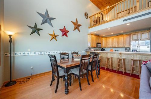 McHenry House | Overlook Mountain Villa 4B by Railey Vacations