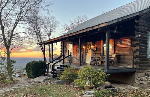 Valley Head Cabin | Owl’s Hollow - Stunning Brow View