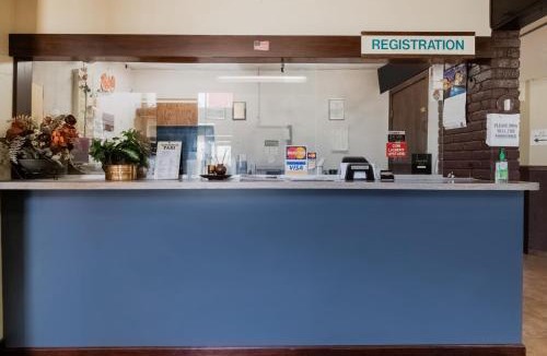 Morton Hotel | OYO Hotel Morton East Peoria I-74