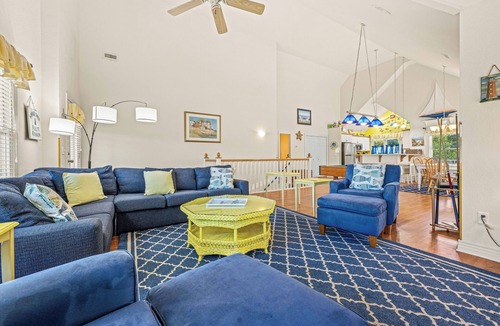 Corolla House | Paradise Cay: 5 Bedrooms, Private Pool, Hot Tub
