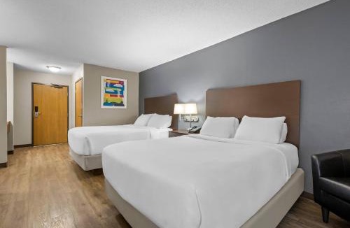 Ortonville Cabin | Park Inn by Radisson Ortonville
