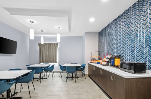 Grand Island Hotel | Park Inn by Radisson, Grand Island I-80