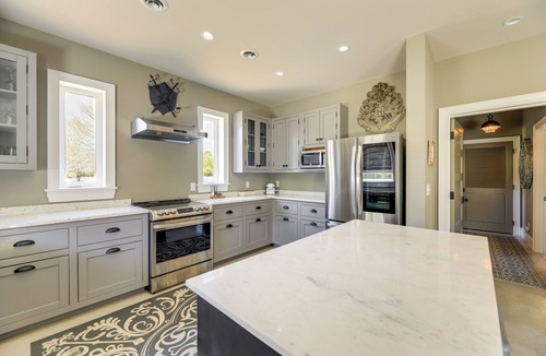 Craven County House | Patio w/Pond & Forest Views! Havelock Retreat