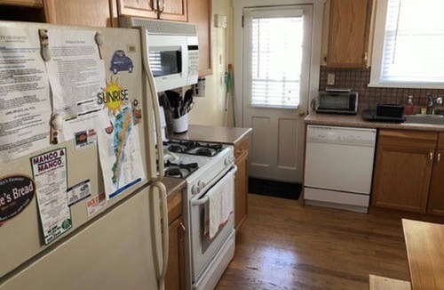 Gardens Condo | Peace and quiet within short walking distance to the beach.