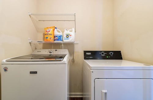 Dallas House | Peaceful 2-bedroom house with office in charming Dallas