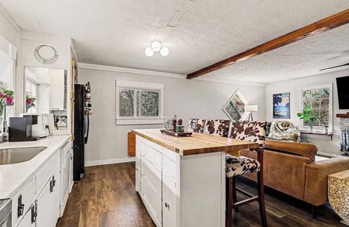 Dahlonega House | Peaceful 3-bedroom country house in charming Dahlonega with firepit & creek