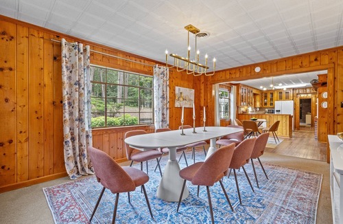 Cartersville House | Peaceful 5BR Cottage with Fireplace and Gazebo
