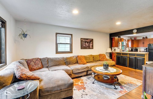 Sioux Falls House | Peaceful Acreage: Sioux Falls Home w/Grill!