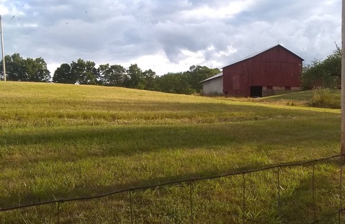 Shanks House | Peaceful country farmhouse.