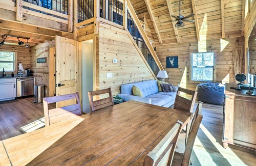 Dyke Cabin | Peaceful Free Union Cabin w/Deck & Mtn Views